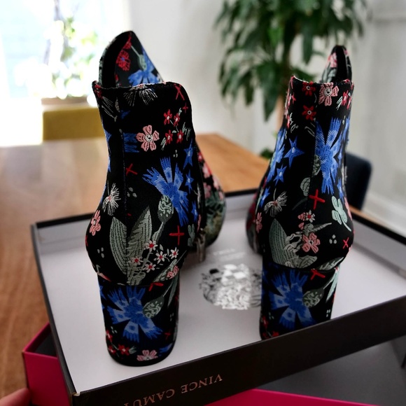 Vince Camuto Kassie Suede Boots, Wonderland 12W — NEW - Picture 6 of 11